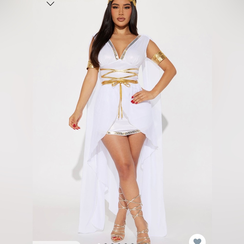 Goddess of love “Venus” costume